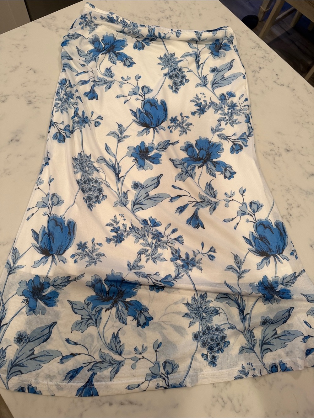 MEROKEETY Blue & White Floral Mesh Midi Skirt Size Large